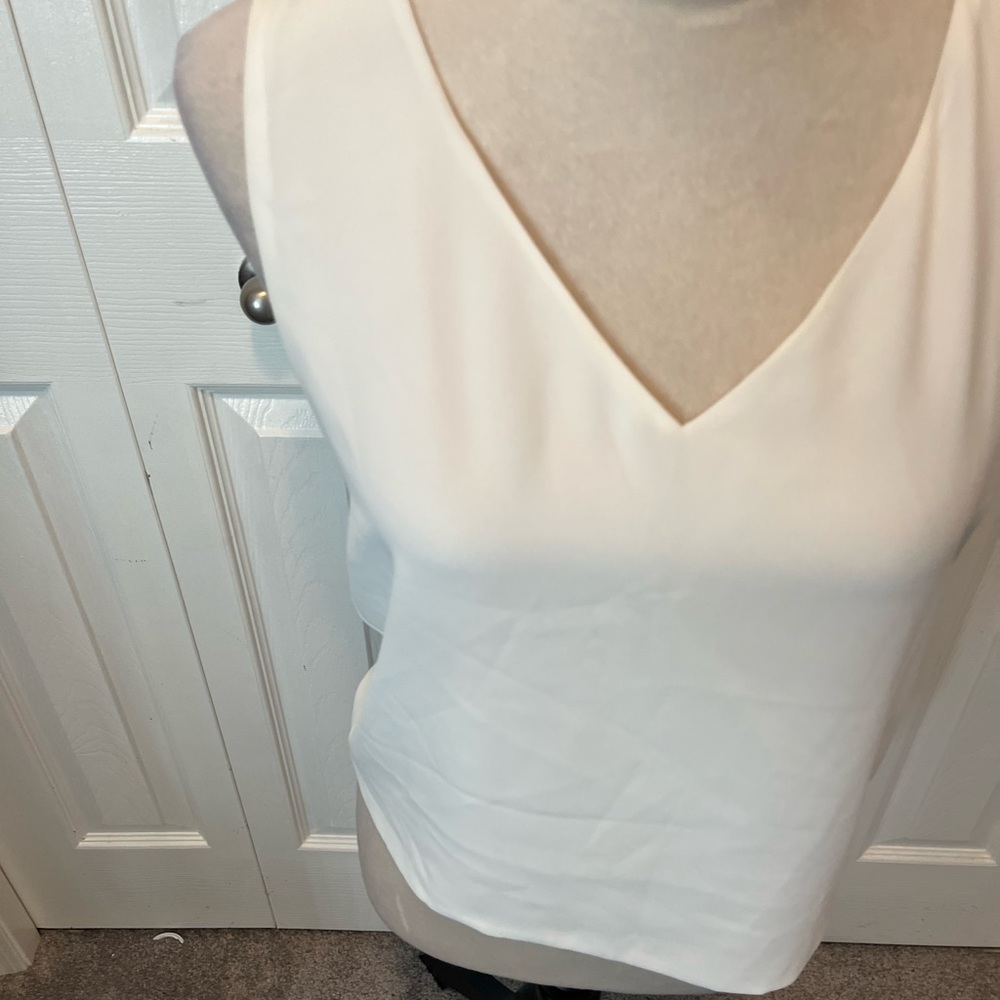 Babaton from Aritizia size S Elegant White Sleeveless Top - Picture 6 of 15